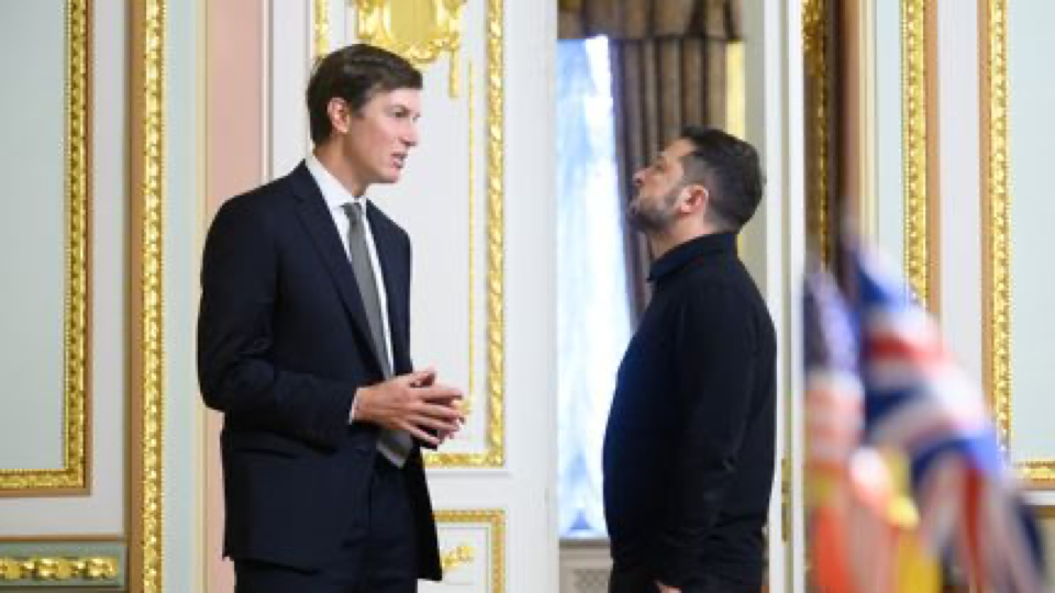 Source-supplied image for: Ukraine : des représentants de la France, de l’Allemagne et du Royaume-Uni ont participé aux pourparlers entre Volodymyr Zelensky et les émissaires américains